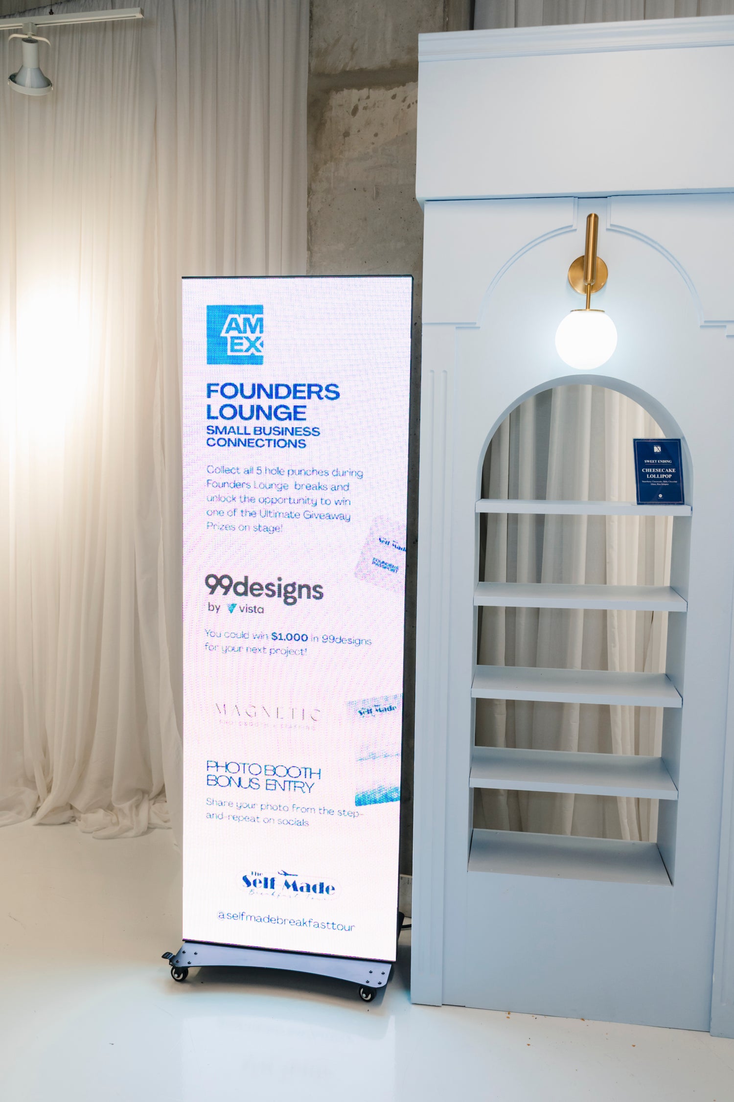 Quick Connect LED Retail Display